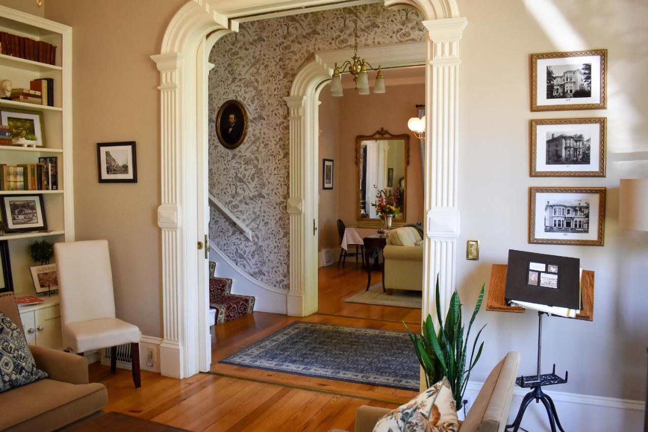 Mccall House Boutique Hotel Ашленд Екстериор снимка