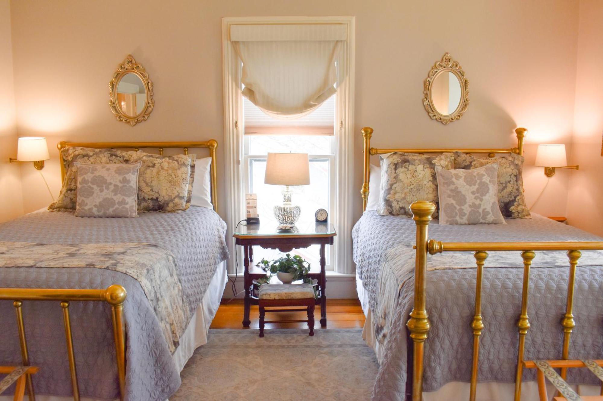Mccall House Boutique Hotel Ашленд Екстериор снимка
