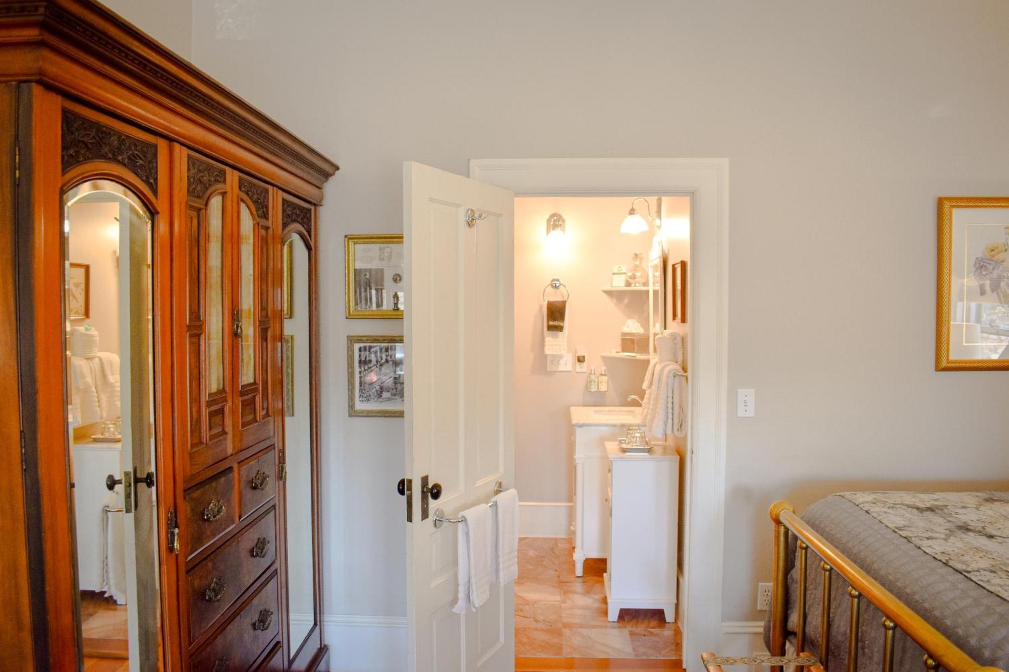 Mccall House Boutique Hotel Ашленд Екстериор снимка