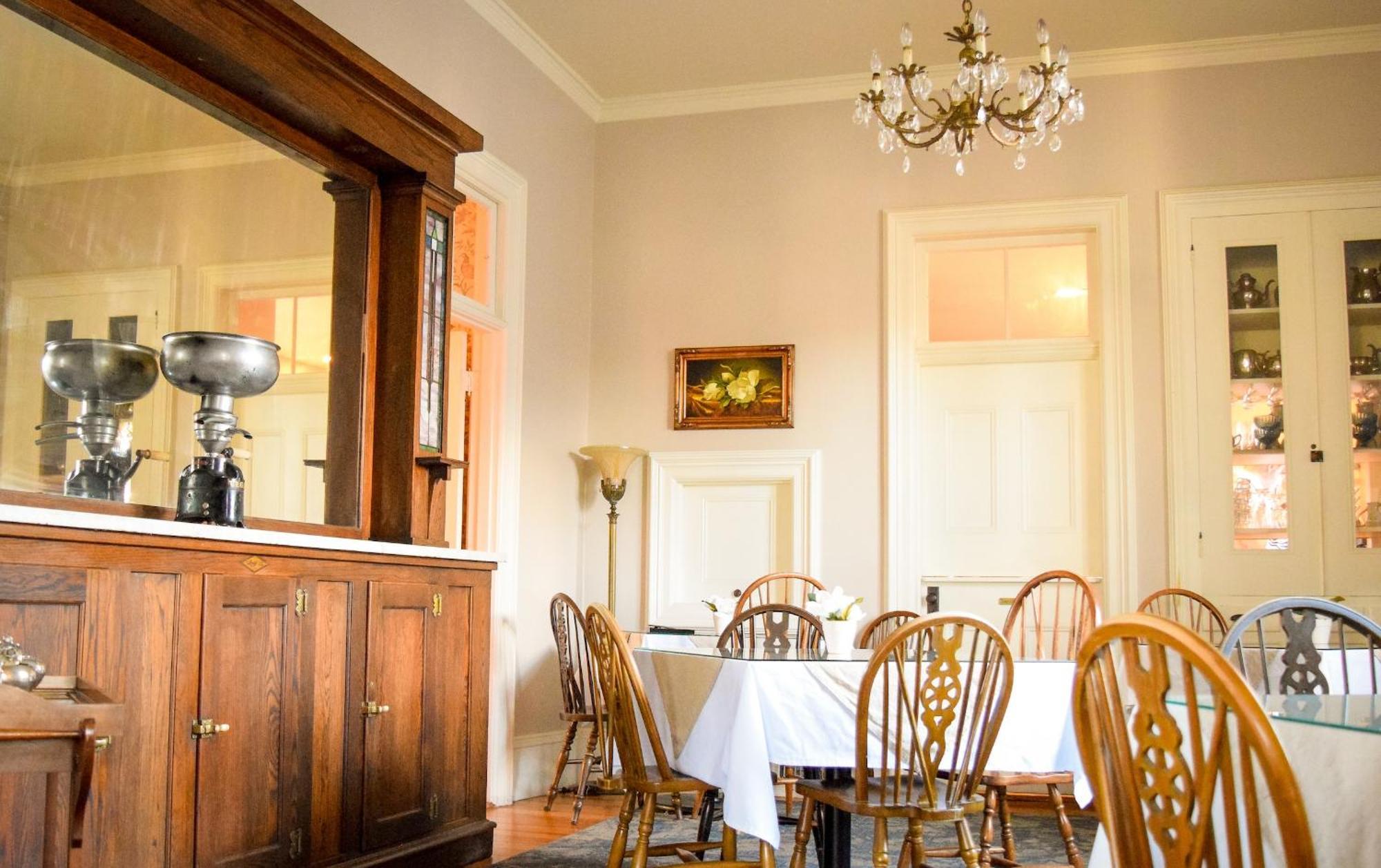 Mccall House Boutique Hotel Ашленд Екстериор снимка