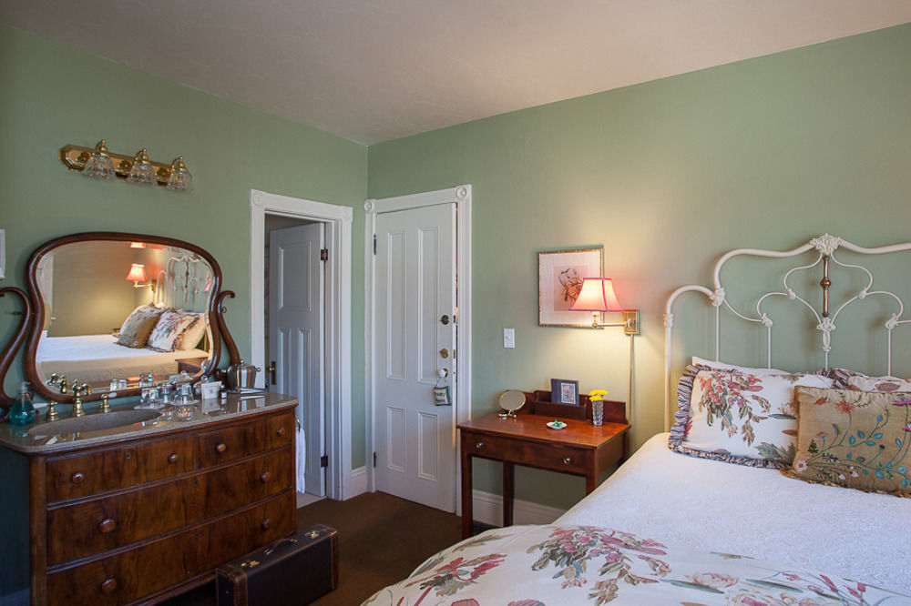 Mccall House Boutique Hotel Ашленд Екстериор снимка